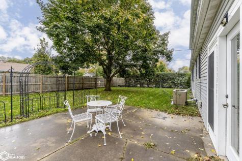5 Lakeview Drive Mason City IA 50401