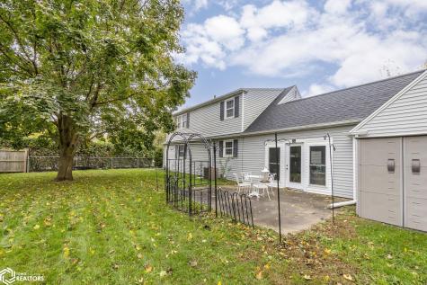 5 Lakeview Drive Mason City IA 50401