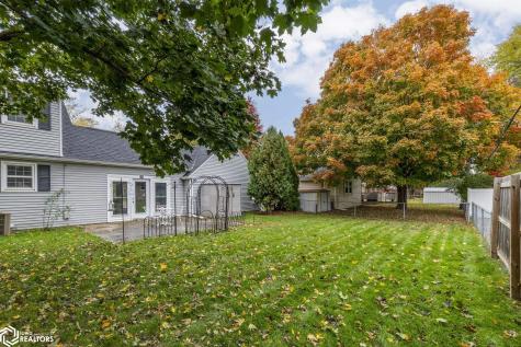 5 Lakeview Drive Mason City IA 50401