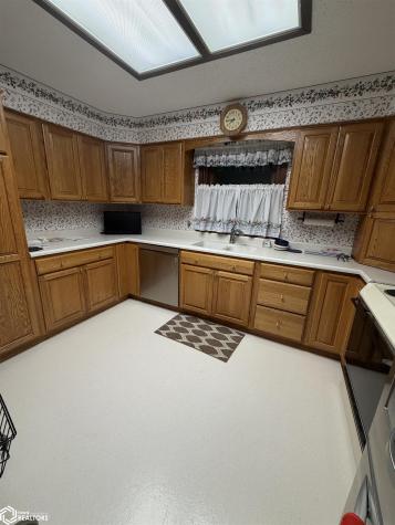 1902 E State Street Algona IA 50511