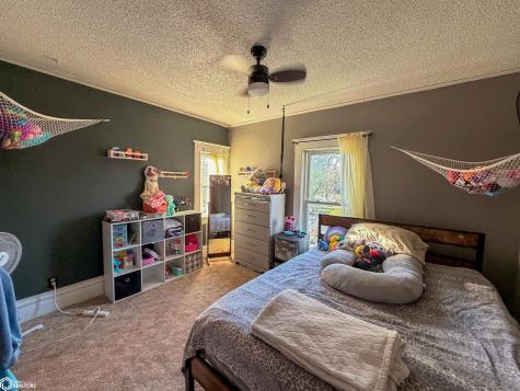 419 3rd Street SW Hampton IA 50441
