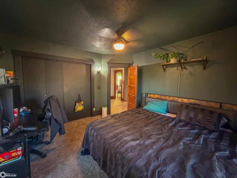 419 3rd Street SW Hampton IA 50441