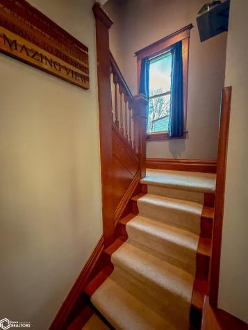 419 3rd Street SW Hampton IA 50441