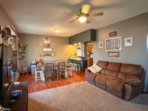 419 3rd Street SW Hampton IA 50441