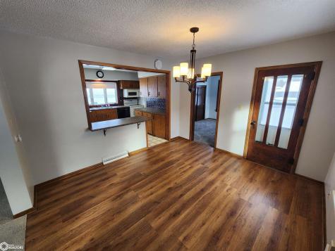 408 N Main Street Buffalo Center IA 50424