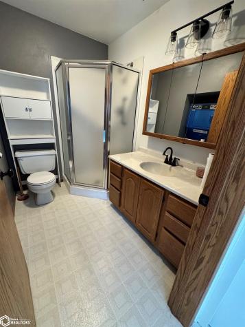 204 2nd Street NE Buffalo Center IA 50424