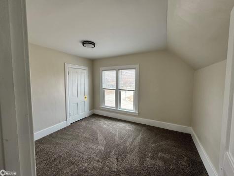 204 2nd Street NE Buffalo Center IA 50424