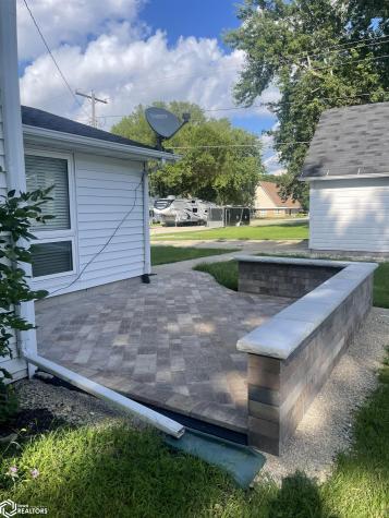 204 2nd Street NE Buffalo Center IA 50424