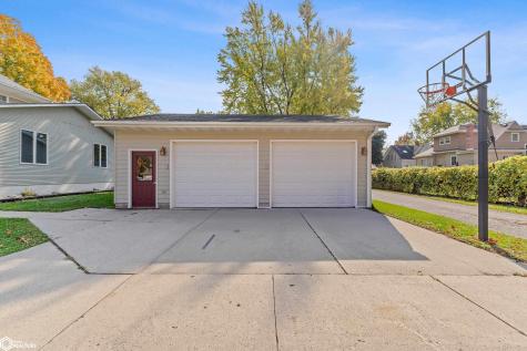 315 N 6th Street Clear Lake IA 50428