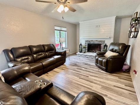 315 N 6th Street Clear Lake IA 50428