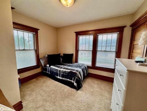 315 N 6th Street Clear Lake IA 50428