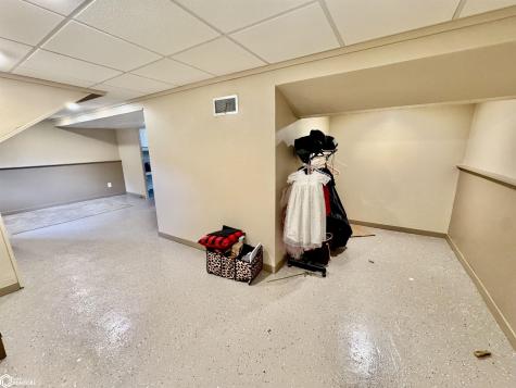 315 N 6th Street Clear Lake IA 50428