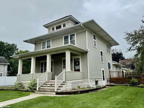 315 N 6th Street Clear Lake IA 50428
