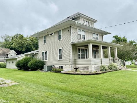 315 N 6th Street Clear Lake IA 50428