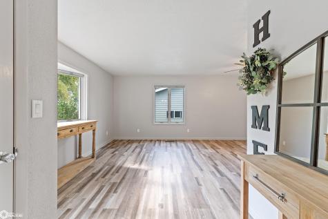 315 N 6th Street Clear Lake IA 50428