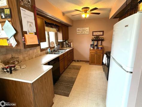 419 W Overmeyer Drive Algona IA 50511