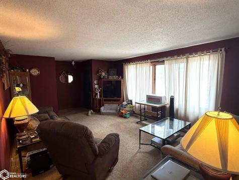 419 W Overmeyer Drive Algona IA 50511