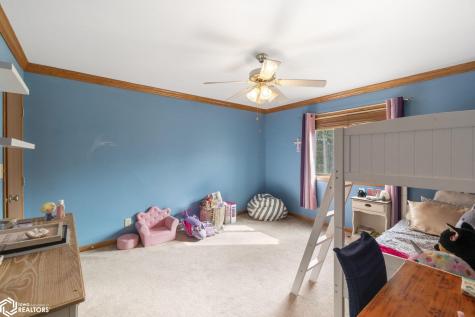 2037 12th Street NE Mason City IA 50401