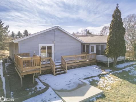 2037 12th Street NE Mason City IA 50401