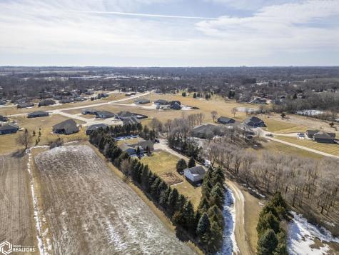 2037 12th Street NE Mason City IA 50401