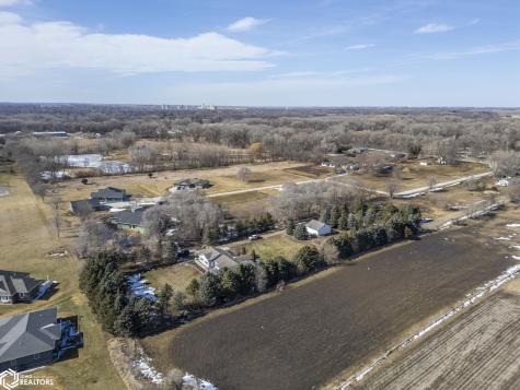 2037 12th Street NE Mason City IA 50401