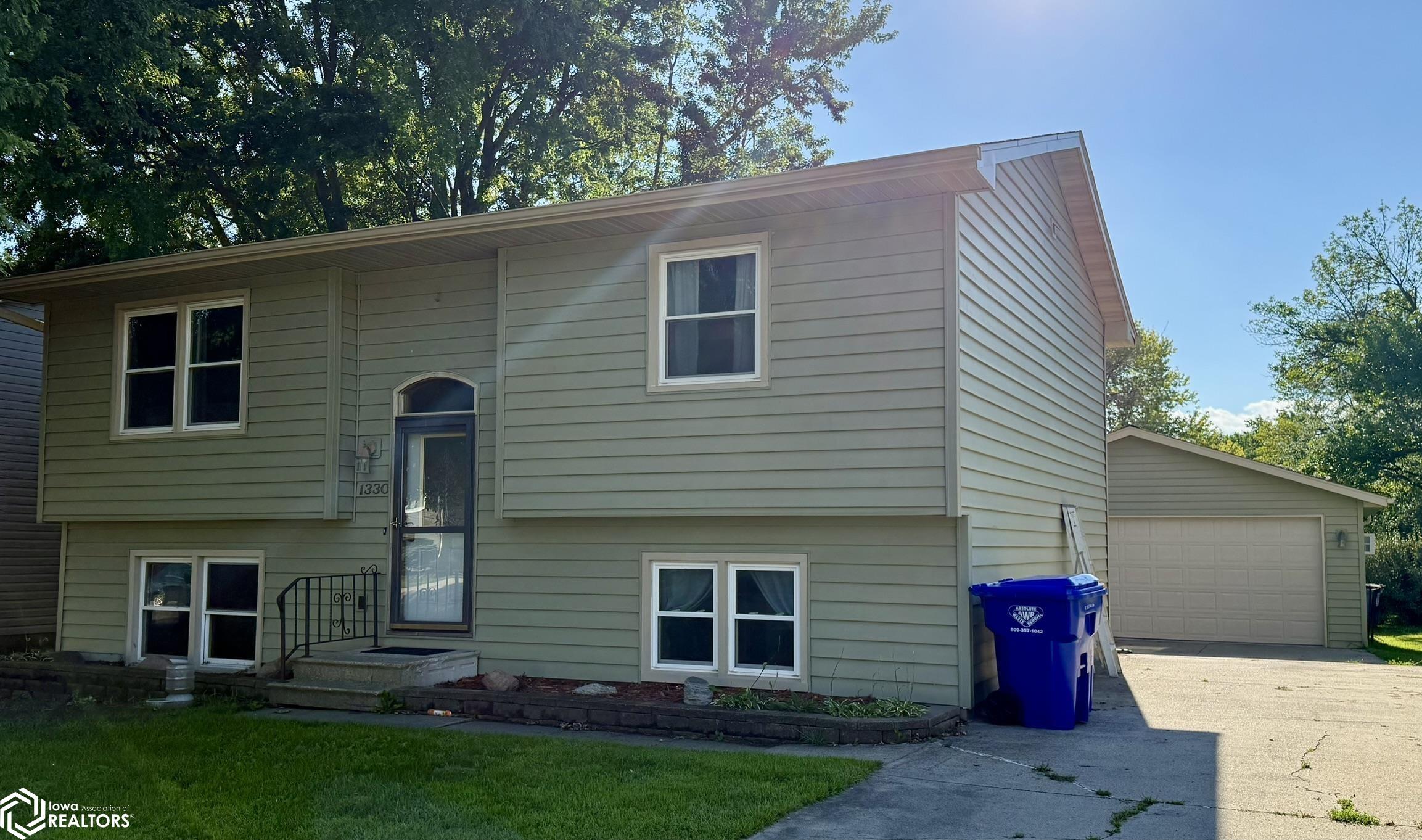 1330 Bush Avenue Garner IA 50438