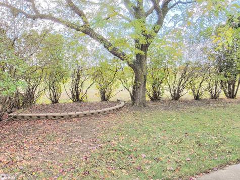 925 Briarstone Drive Mason City IA 50401