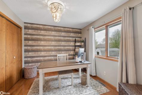 105 Woodlane Drive Clear Lake IA 50428