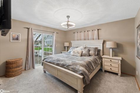 105 Woodlane Drive Clear Lake IA 50428