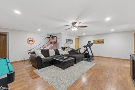 105 Woodlane Drive Clear Lake IA 50428