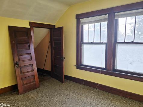 740 Grove Avenue Garner IA 50438