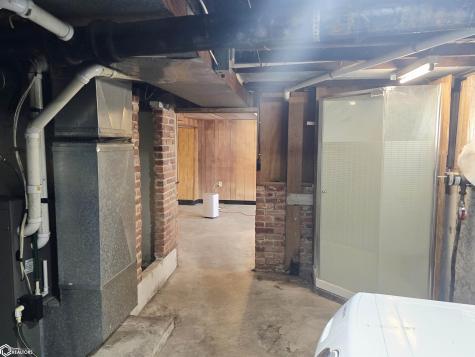 740 Grove Avenue Garner IA 50438