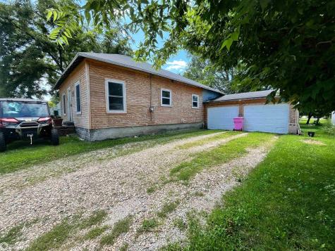 708 2nd Street SW Clarion IA 50525
