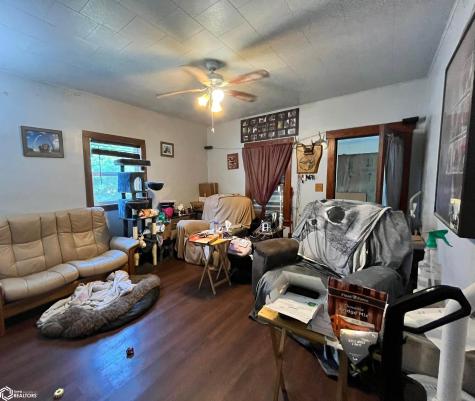 708 2nd Street SW Clarion IA 50525