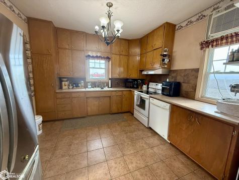 520 290th Street Britt IA 50423