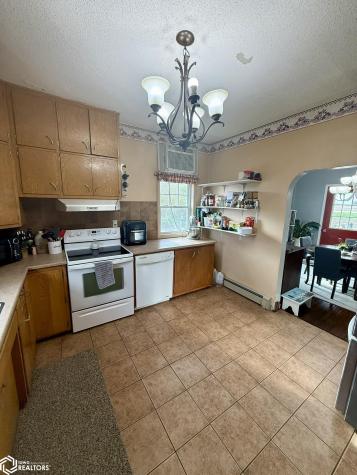 520 290th Street Britt IA 50423