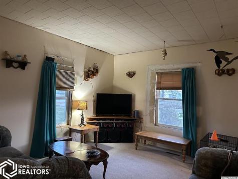 404 W Front Street Lake Mills IA 50450