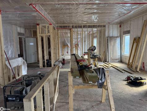 145 Boulder Mason City IA 50401