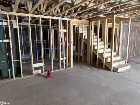 145 Boulder Mason City IA 50401