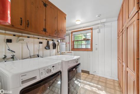 278 Lakeview Drive Mason City IA 50401