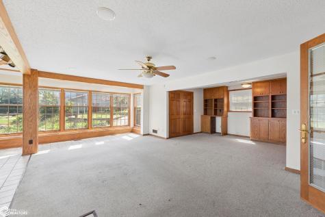 278 Lakeview Drive Mason City IA 50401