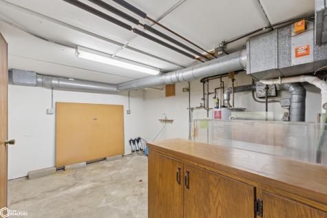 278 Lakeview Drive Mason City IA 50401