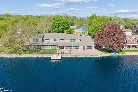 278 Lakeview Drive Mason City IA 50401