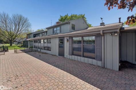 278 Lakeview Drive Mason City IA 50401