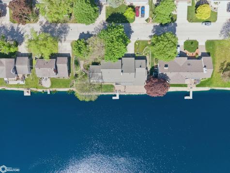278 Lakeview Drive Mason City IA 50401