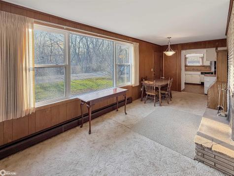 203 11th Street SE Hampton IA 50441