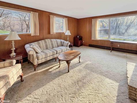 203 11th Street SE Hampton IA 50441