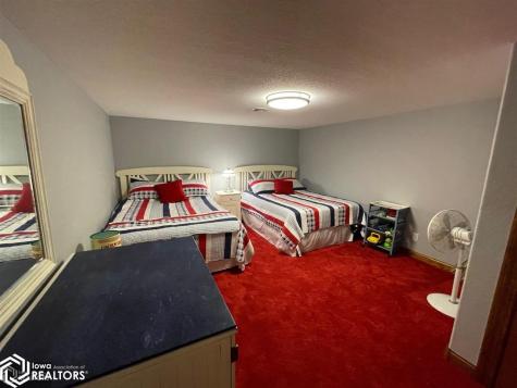 2707 S Lakeview Drive Clear Lake IA 50428-7080
