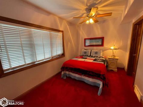 2707 S Lakeview Drive Clear Lake IA 50428-7080