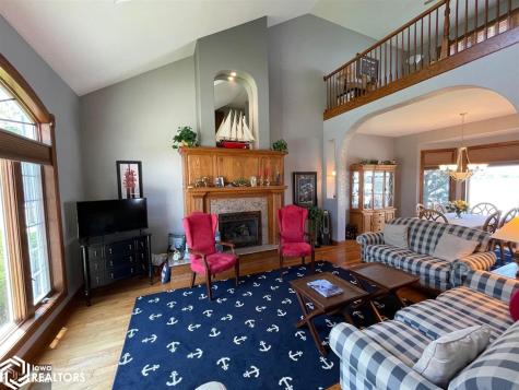 2707 S Lakeview Drive Clear Lake IA 50428-7080